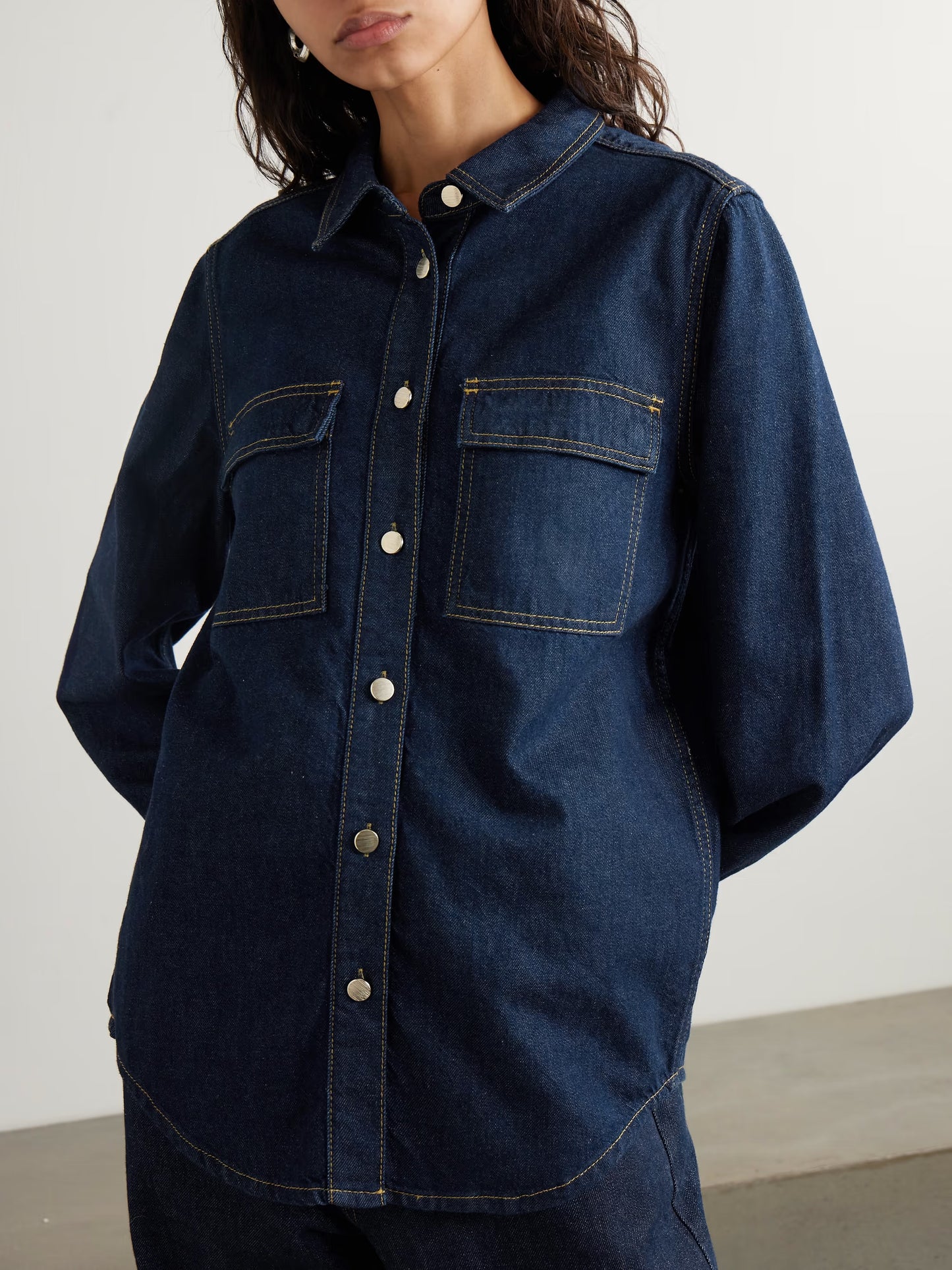 Camicia in denim biologico con impunture The Trapunto